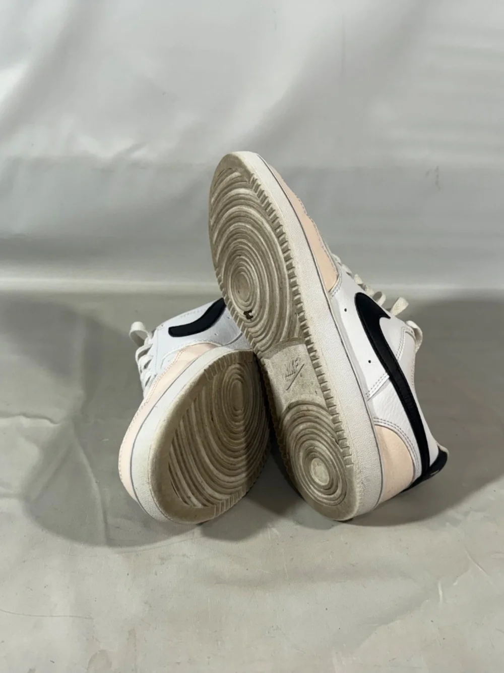 Nike Court Vision Low White Light Soft Pink Black Low Top Sneaker Sz 7 FD02585